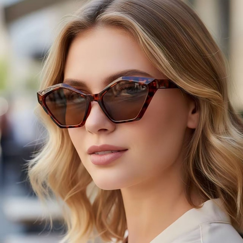1Pc Retro Fashion Cat-Eye Narr - огляд і ціна Sunglasses Cat Eye
